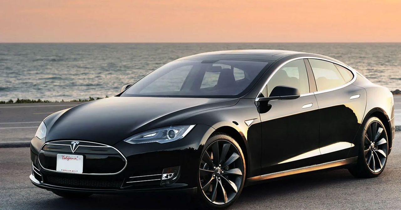 Tesla 1 milyon aracını geri çağıracak