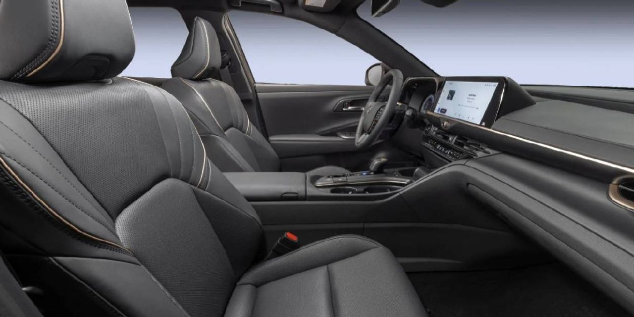 Toyota Crown özellikleri ve fiyatı Toyota Crown özellikleri ve fiyatı