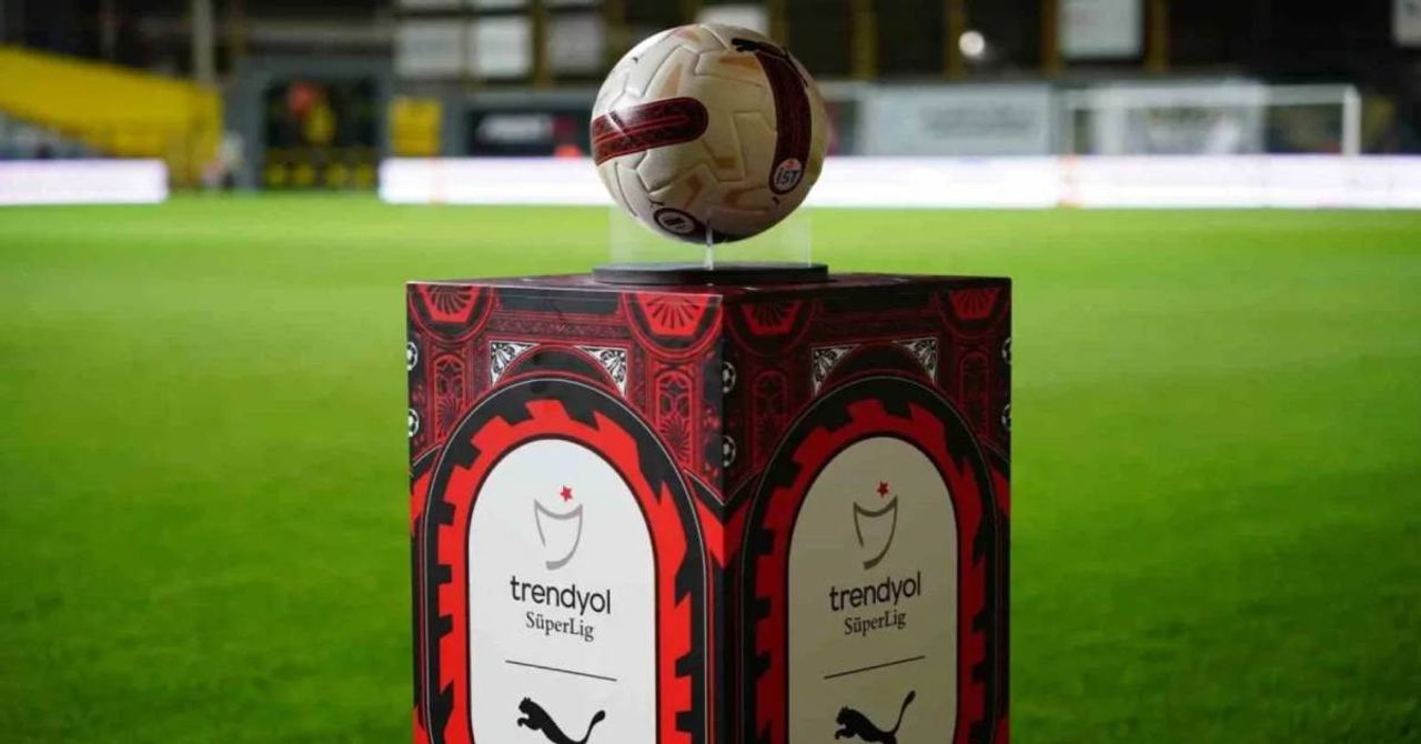Trendyol Süper Lig’de yeni sezon heyecanı: Fikstür çekimi bugün yapılacak Trendyol Süper Lig’de yeni sezon heyecanı: Fikstür çekimi bugün yapılacak