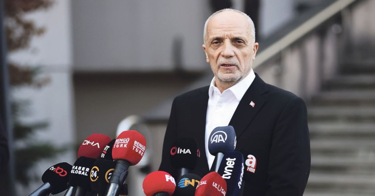 TÜRK-İŞ’ten asgari ücretlileri ilgilendiren açıklama: ‘Biran evvel küpün altını kapatmak lazım’ TÜRK-İŞ’ten asgari ücretlileri ilgilendiren açıklama: ‘Biran evvel küpün altını kapatmak lazım’