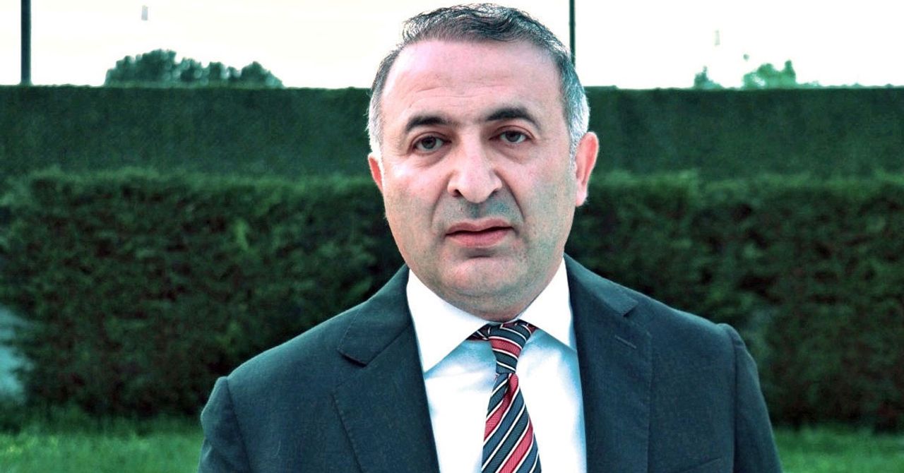 Türkiye Kırmızı Et Üreticileri Merkez Birliği Başkanı Bülent Tunç, kırmızı et fiyatlarındaki yükselişte bazı büyük işletmelerin tutumlarının önemli ölçüde etkili olduğunu belirtti Türkiye Kırmızı Et Üreticileri Merkez Birliği Başkanı Bülent Tunç, kırmızı et fiyatlarındaki yükselişte bazı büyük işletmelerin tutumlarının önemli ölçüde etkili olduğunu belirtti
