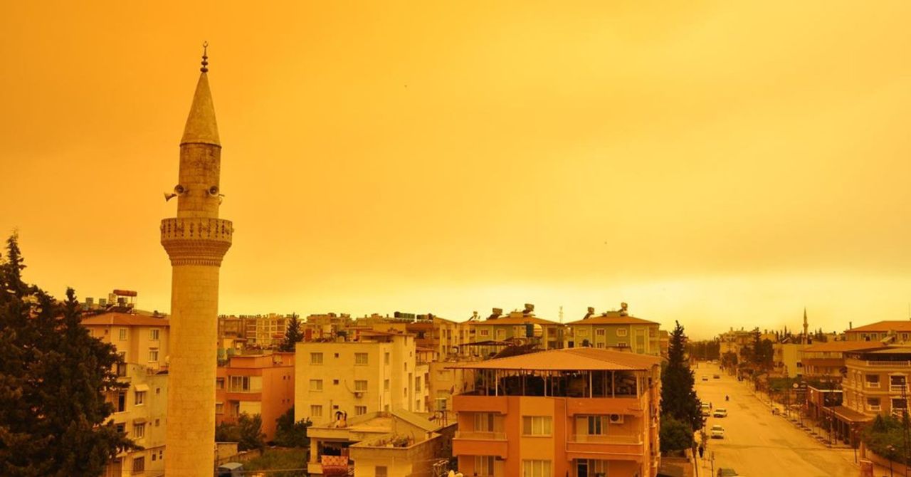 Türkiye’yi etkisi altına alması bekleniyor: Toz taşınımı nedir, zararları neler? Çöl tozu hangi illeri etkileyecek? Türkiye’yi etkisi altına alması bekleniyor: Toz taşınımı nedir, zararları neler? Çöl tozu hangi illeri etkileyecek?
