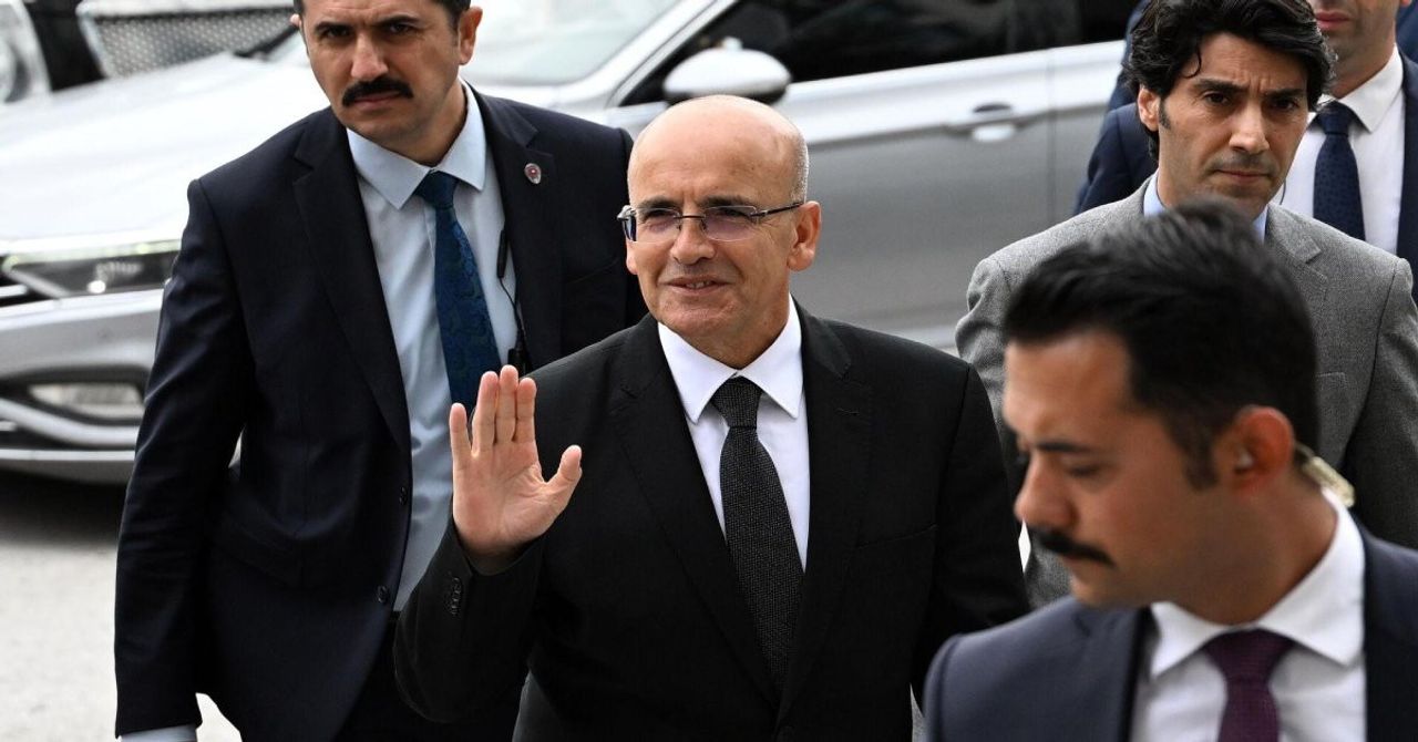 Tütün firmasına kayıt dışı hasılat faturası: Rekor ceza kesildi Tütün firmasına kayıt dışı hasılat faturası: Rekor ceza kesildi