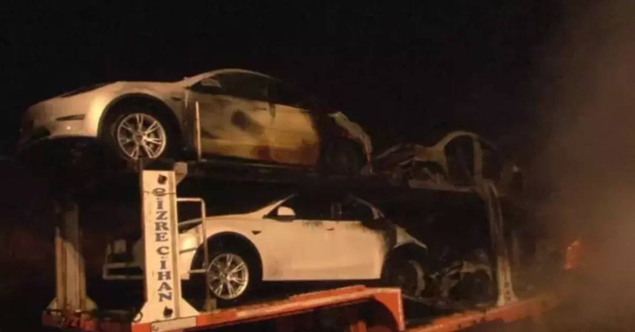Tuzla Tesla yangın Tuzla Tesla yangın