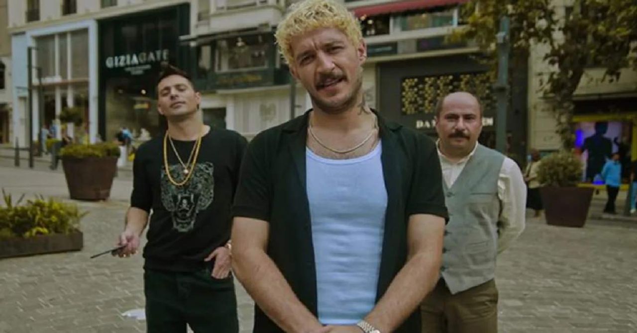 Üç Kuruş final Üç Kuruş final