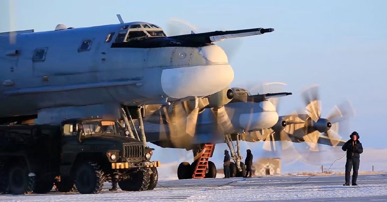 Ukrayna’da siren sesleri yükseliyor: Rus Tu-95 bombardıman uçakları havalandı Ukrayna’da siren sesleri yükseliyor: Rus Tu-95 bombardıman uçakları havalandı