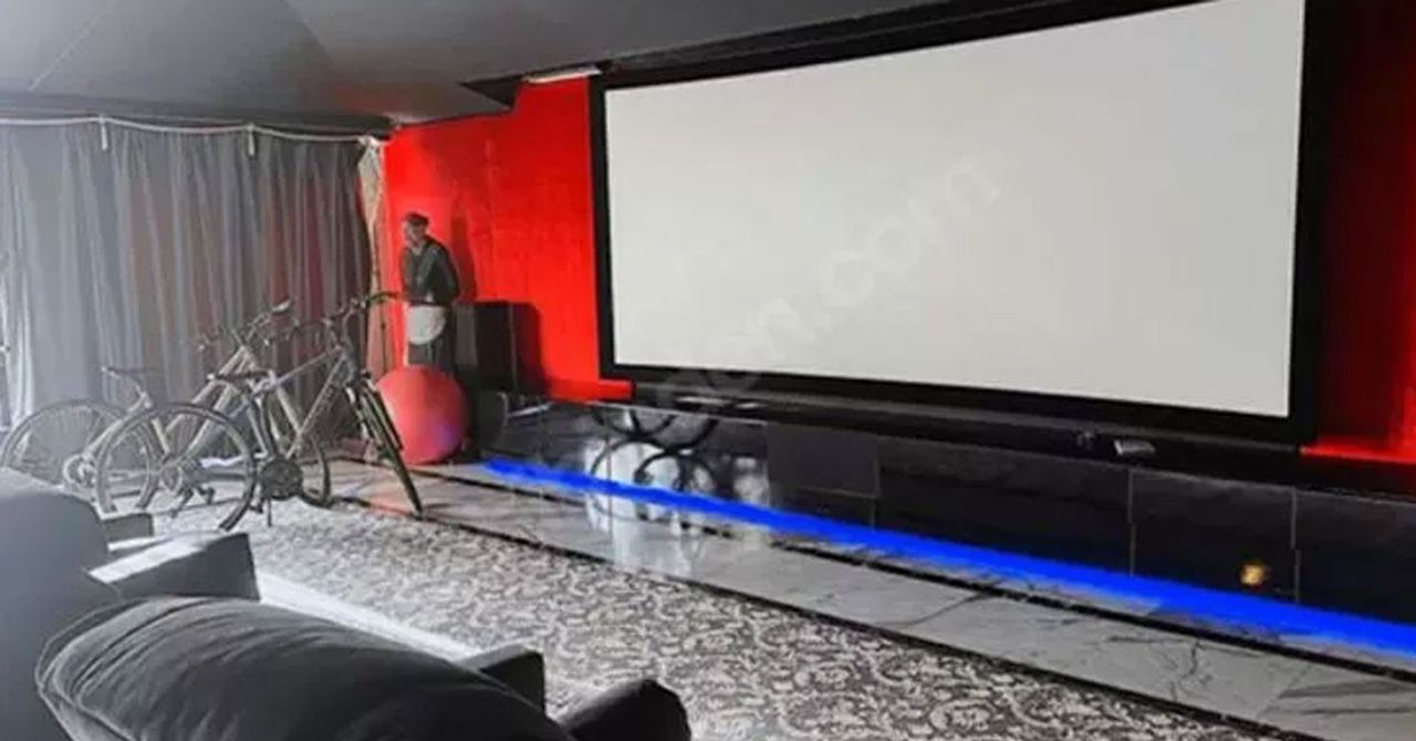 Ultra Lüks Villanın Sinema Salonu Ultra Lüks Villanın Sinema Salonu