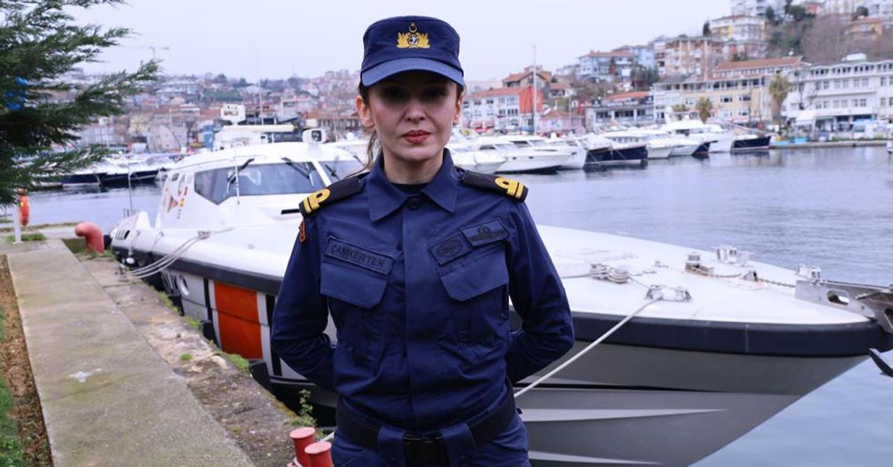 Üsteğmen Esra Çamkerten Üsteğmen Esra Çamkerten