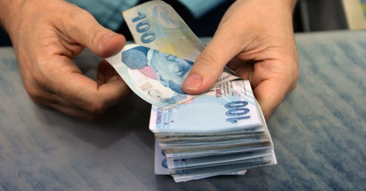 Uzmanlardan kredi ve mevduat faizleri için ipucu: Düşüş için o tarihi işaret ettiler Uzmanlardan kredi ve mevduat faizleri için ipucu: Düşüş için o tarihi işaret ettiler