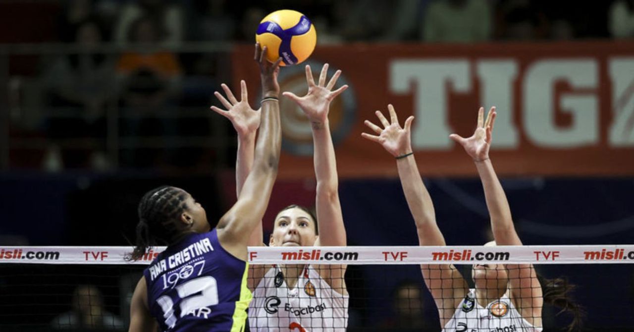 Voleybol’da play-off finali heyecanı: Fenerbahçe Opet-Eczacıbaşı Dynavit maçları ne zaman? Voleybol’da play-off finali heyecanı: Fenerbahçe Opet-Eczacıbaşı Dynavit maçları ne zaman?