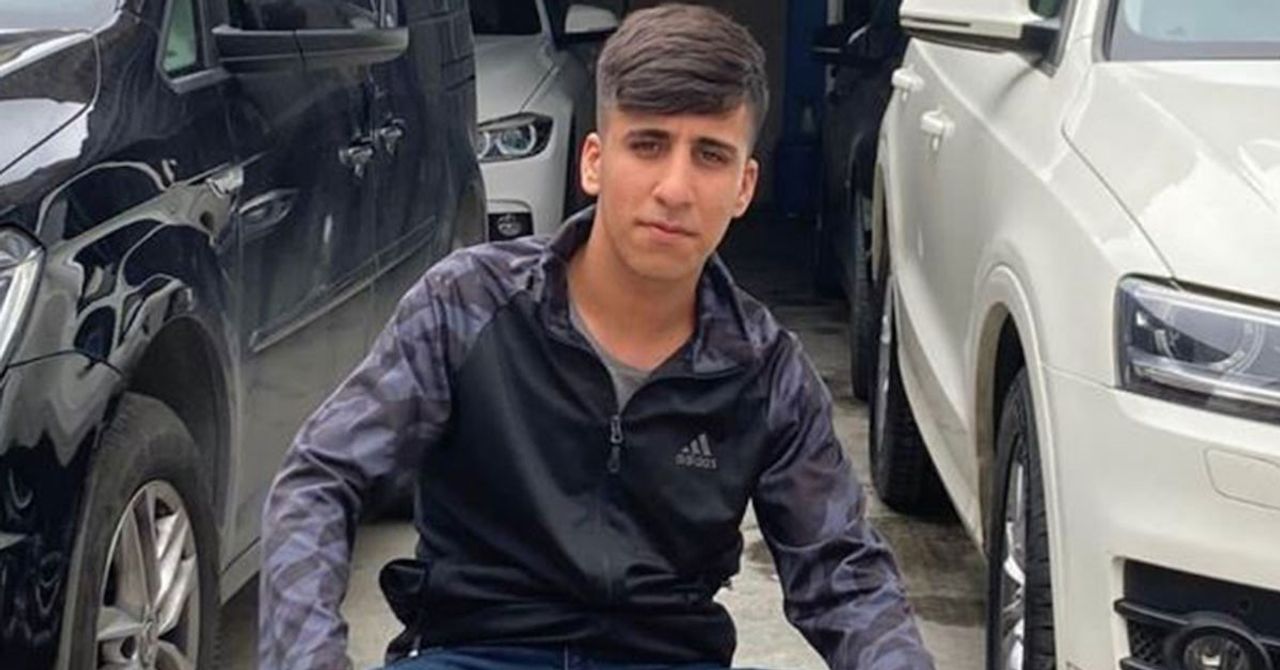 Yaklaşık 1 ay önce kaybolan 20 yaşındaki Serhat Tekin Kantele Yaklaşık 1 ay önce kaybolan 20 yaşındaki Serhat Tekin Kantele