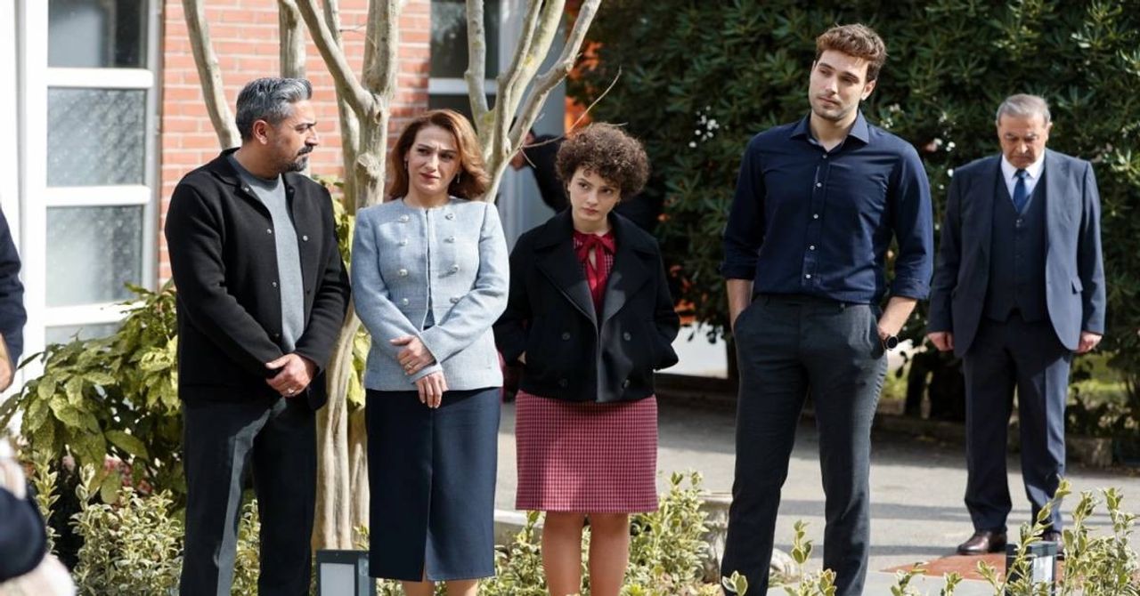 Yan Oda dizisi hangi gün, saat kaçta yayınlanacak? Star TV Yan Oda konusu ve oyuncuları Yan Oda dizisi hangi gün, saat kaçta yayınlanacak? Star TV Yan Oda konusu ve oyuncuları