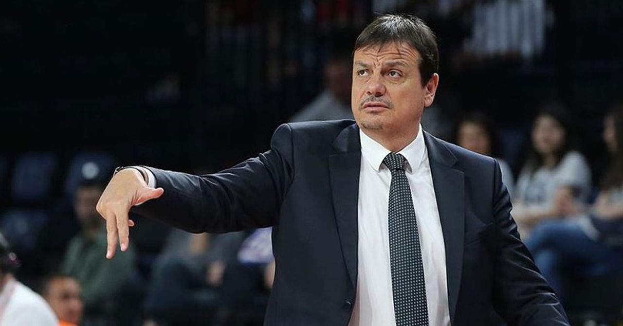 Yeni baş antrenör Ergin Ataman oldu. Yeni baş antrenör Ergin Ataman oldu.