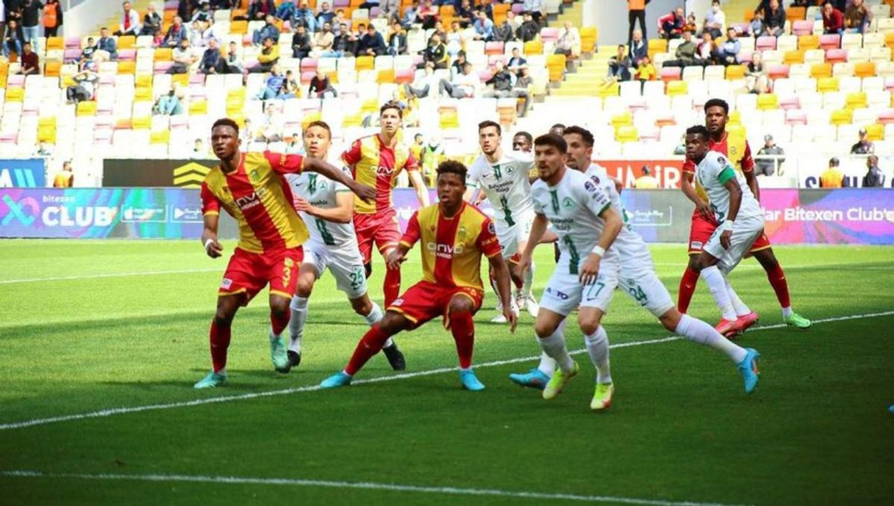 Yeni Malatyaspor ligden düştü mü, kesinleşti mi? Yeni Malatyaspor ligden düştü mü, kesinleşti mi?