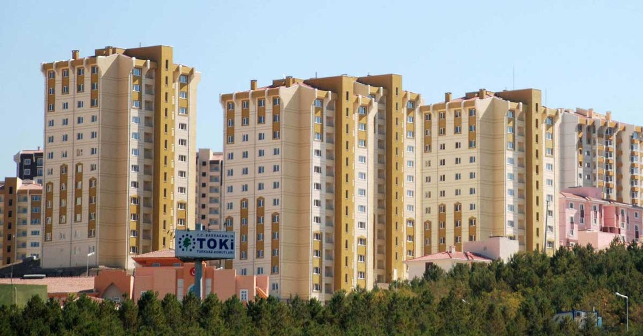 Yıllık ortalama konut miktarı 70 bine çıkarıldı Yıllık ortalama konut miktarı 70 bine çıkarıldı