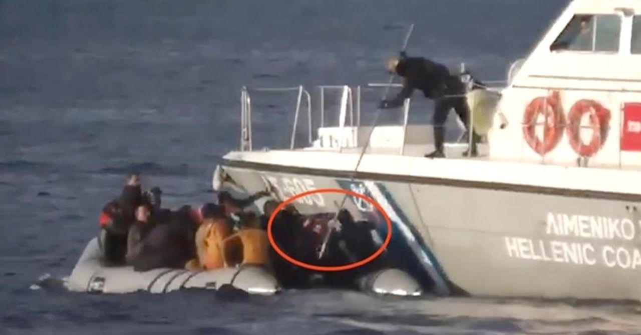 Yunanistan 47 göçmeni soğuk sularda bıraktı: Türk ekipleri kurtardı! Yunanistan 47 göçmeni soğuk sularda bıraktı: Türk ekipleri kurtardı!