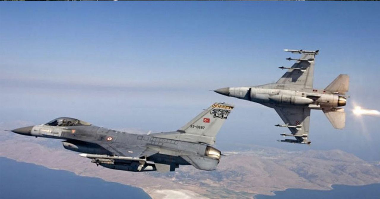 Yunanistan bildiğini okumaya devam ediyor: Uluslararası arenada Türkiye ihlali! Yunanistan bildiğini okumaya devam ediyor: Uluslararası arenada Türkiye ihlali!