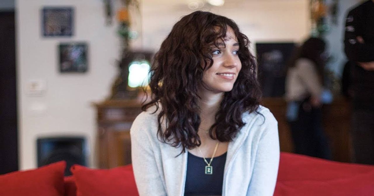 Zeynep Bastık Zeynep Bastık