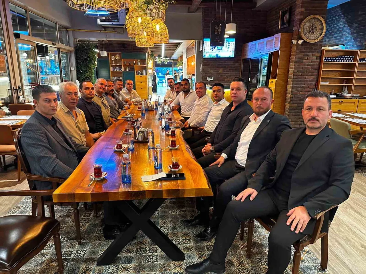 ESKİŞEHİR'DE ÜLKÜ OCAKLARI'NDA GEÇMİŞ DÖNEMLERDE İL BAŞKANLIĞI GÖREVİNİ ÜSTLENMİŞ İSİMLER...