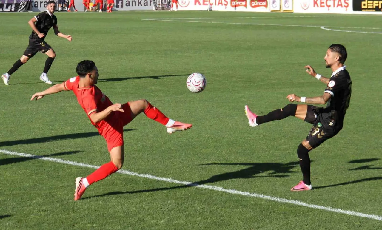 TRENDYOL 1. LİG'İN 5. HAFTASINDA IĞDIR FK, SAHASINDA AĞIRLADIĞI MANİSA FK'YI 4-2 MAĞLUP...