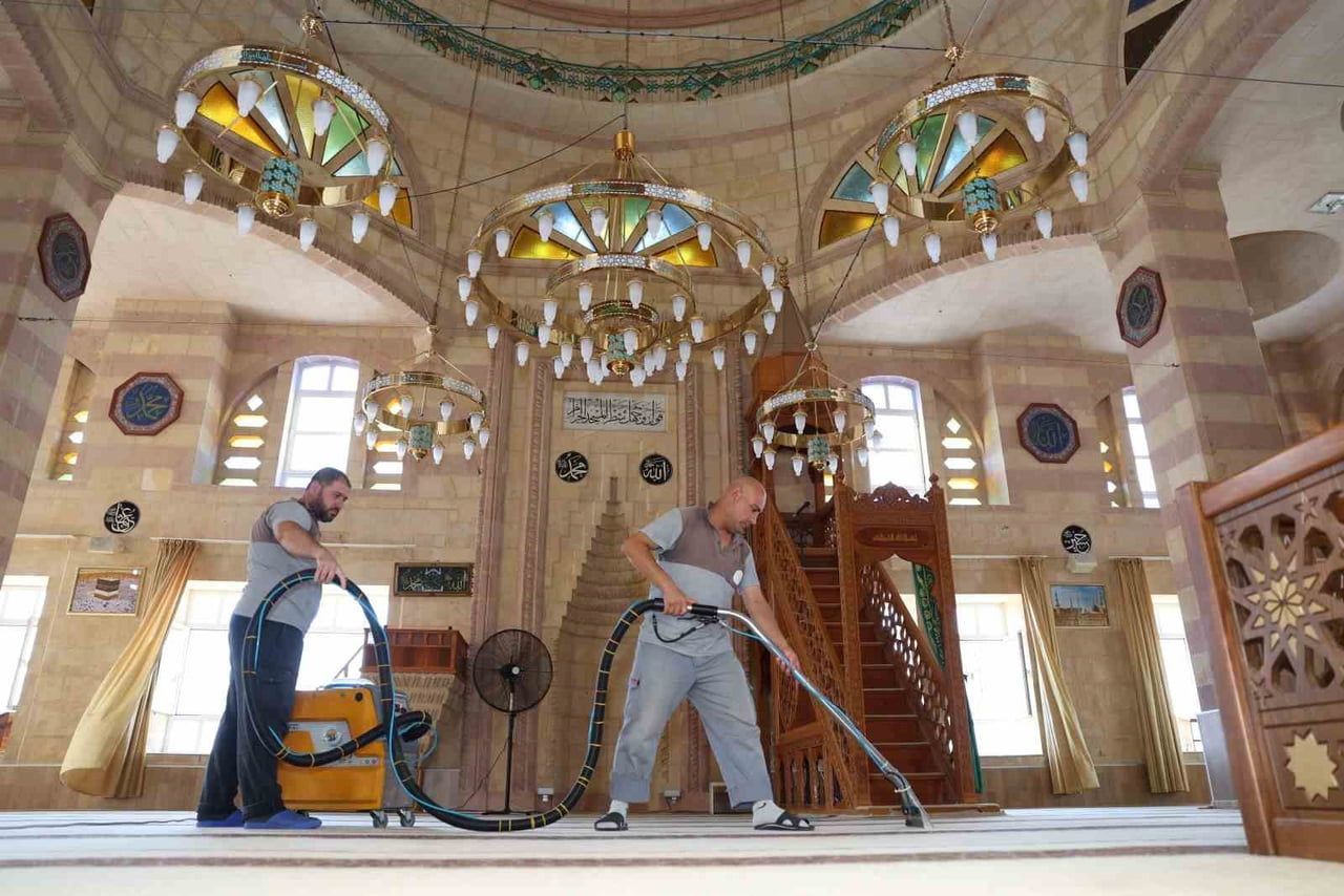 MERSİN'İN AKDENİZ İLÇESİNDE VATANDAŞLARIN TEMİZ VE SAĞLIKLI KOŞULLARDA İBADET EDEBİLMESİ AMACIYLA...