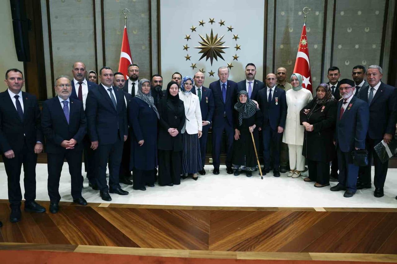 CUMHURBAŞKANI RECEP TAYYİP ERDOĞAN, CUMHURBAŞKANLIĞI KÜLLİYESİ'NDE ŞEHİT YAKINLARI VE GAZİLERLE...