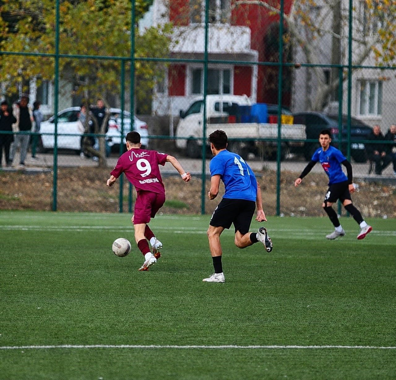 BANDIRMASPOR U19'UN GOLCÜSÜ ÖMER FARUK ÇAKMAK YENİ SEZONA HAZIR