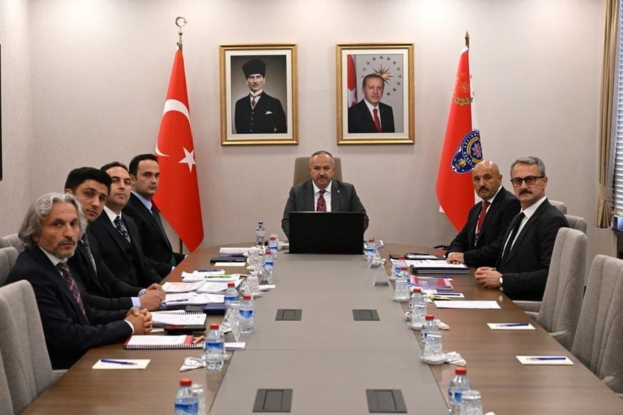 EMNİYET GENEL MÜDÜRÜ ALİ FİDAN BAŞKANLIĞINDA, 2026 TÜRKİYE UYUŞTURUCU RAPORU DEĞERLENDİRME...