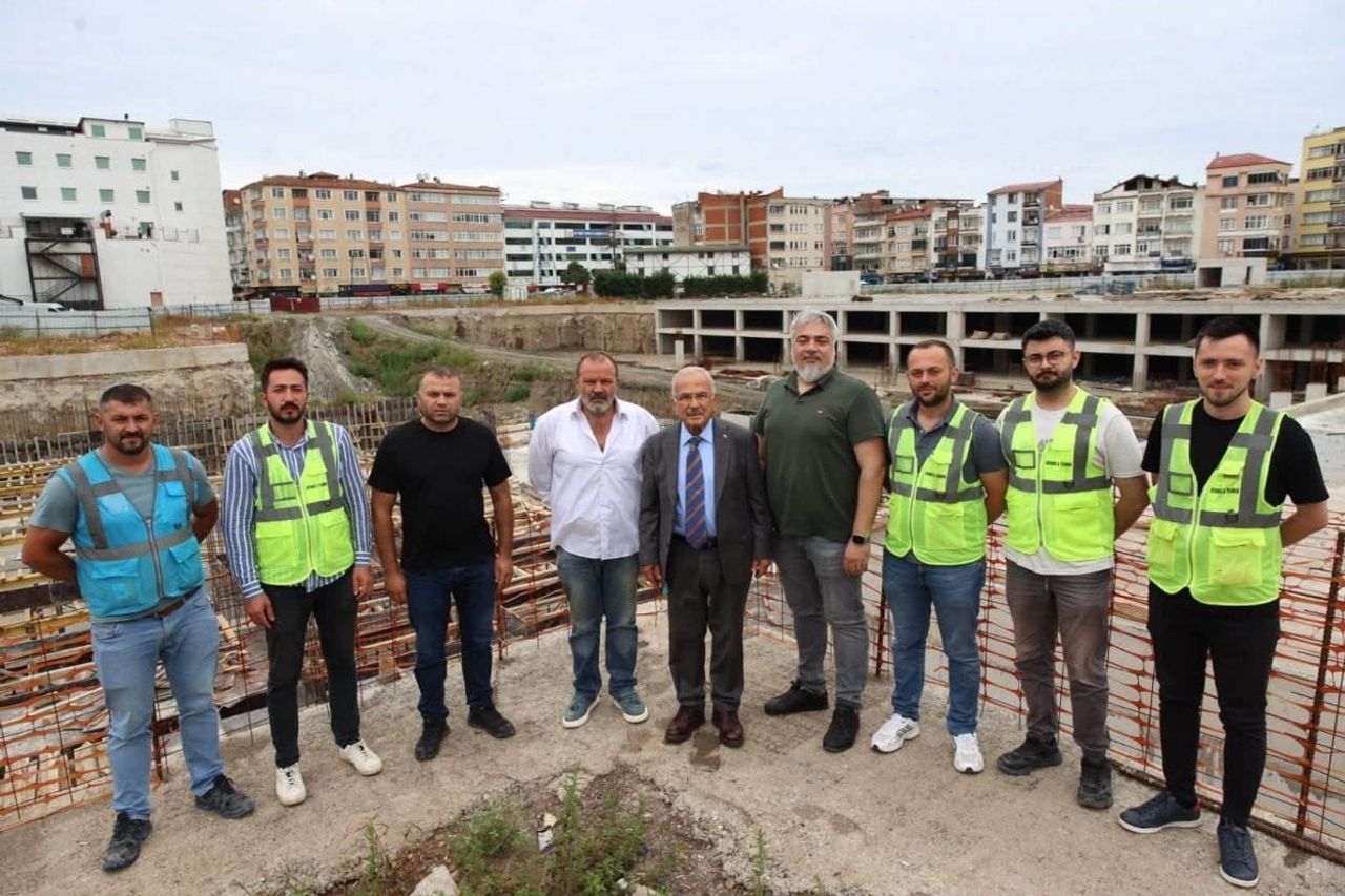 ORDU BÜYÜKŞEHİR BELEDİYE BAŞKANI DR. MEHMET HİLMİ GÜLER, PROJELERİ YERİNDE İNCELEYEREK YÜRÜTÜLEN...