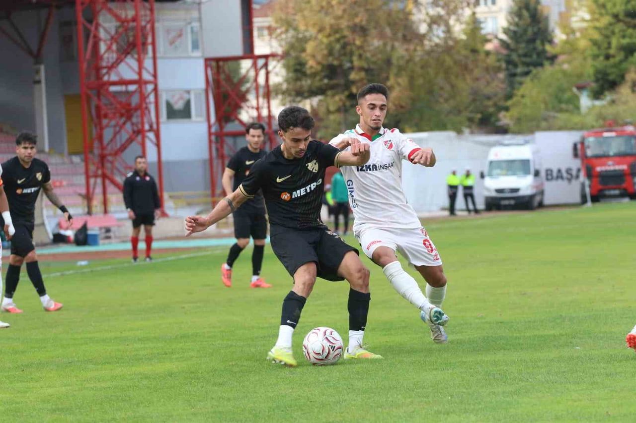ZİRAAT TÜRKİYE KUPASI 3. TUR MAÇINDA BOLUSPOR, SAHASINDA KONUK ETTİĞİ KARŞIYAKA’YA 3-1 MAĞLUP...