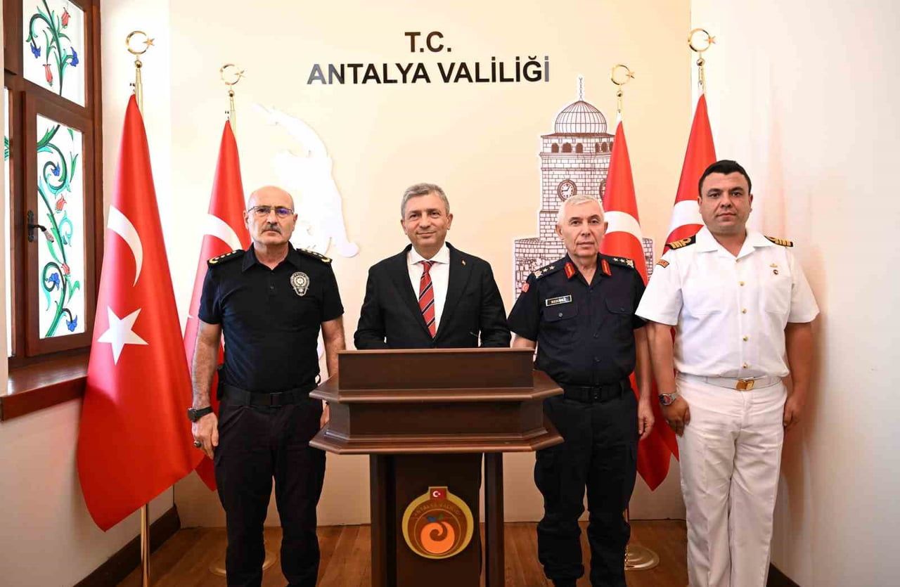 ANTALYA VALİSİ HULUSİ ŞAHİN, GÜLİSTAN DOKU CİNAYETİYLE İLGİLİ KENTTE 5 KİŞİYE ADLİ İŞLEM UYGULANIP...