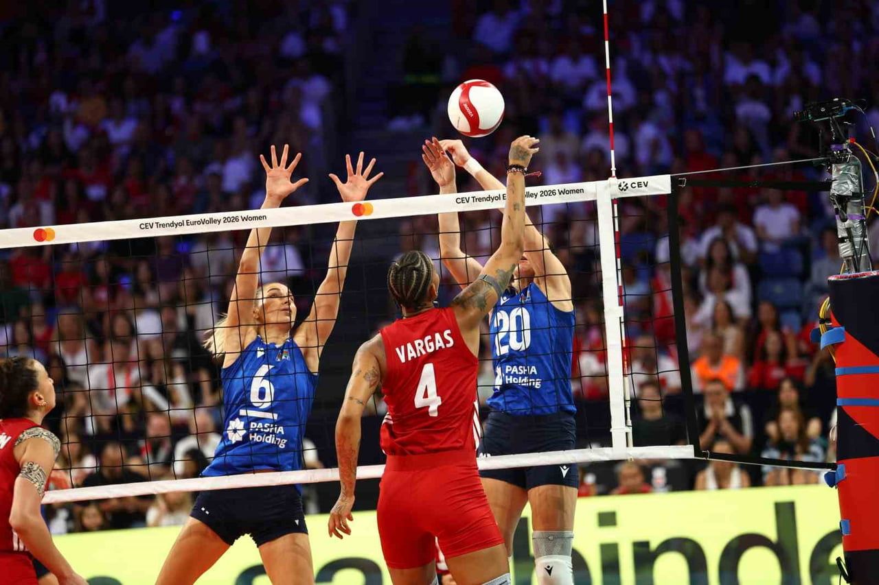 A MİLLİ KADIN VOLEYBOL TAKIMI, 2026 CEV TRENDYOL AVRUPA VOLEYBOL ŞAMPİYONASI SON 16 TURUNDA...