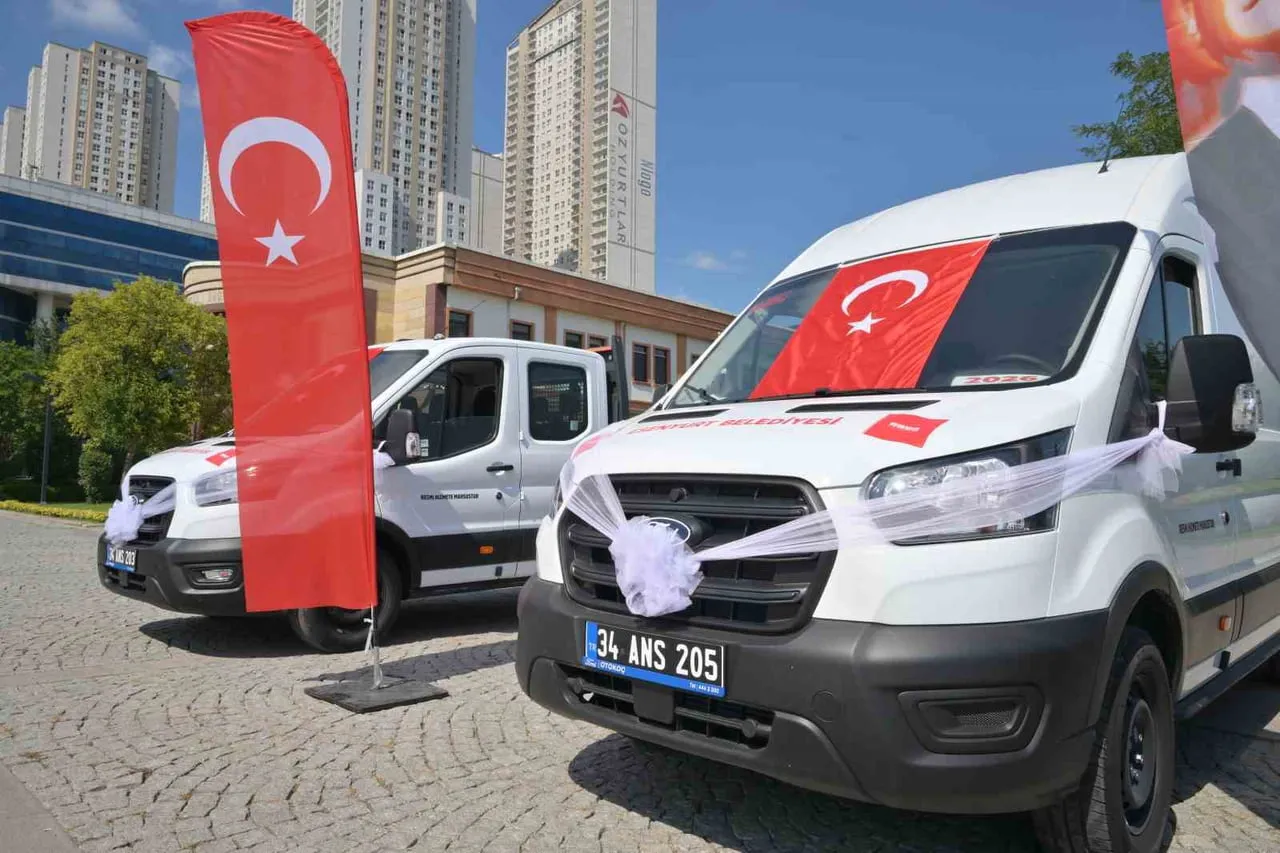ESENYURT BELEDİYESİ, ARAÇ KİRALAMA MALİYETLERİNİ AZALTARAK KAMU KAYNAKLARINI DAHA VERİMLİ...