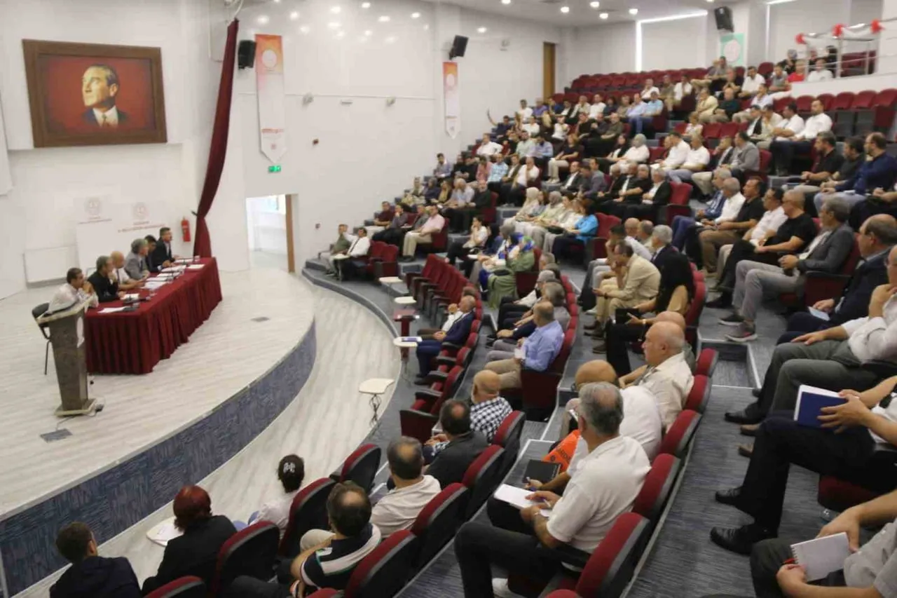 KÜTAHYA’DA 2026-2027 EĞİTİM-ÖĞRETİM YILI SENE BAŞI MÜDÜRLER KURULU TOPLANTISI...