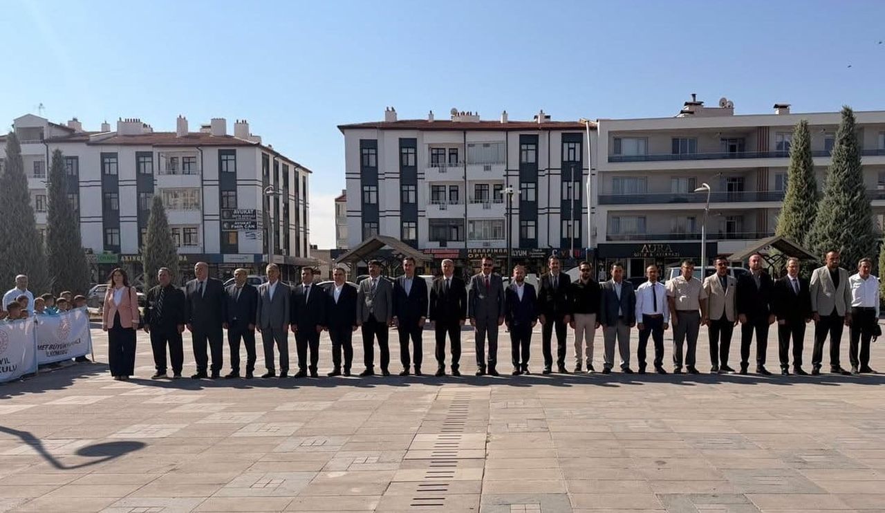 KONYA'NIN KARAPINAR İLÇESİNDE İLKÖĞRETİM HAFTASI ÇEŞİTLİ ETKİNLİKLERLE KUTLANDI. PROGRAMA OKUL...