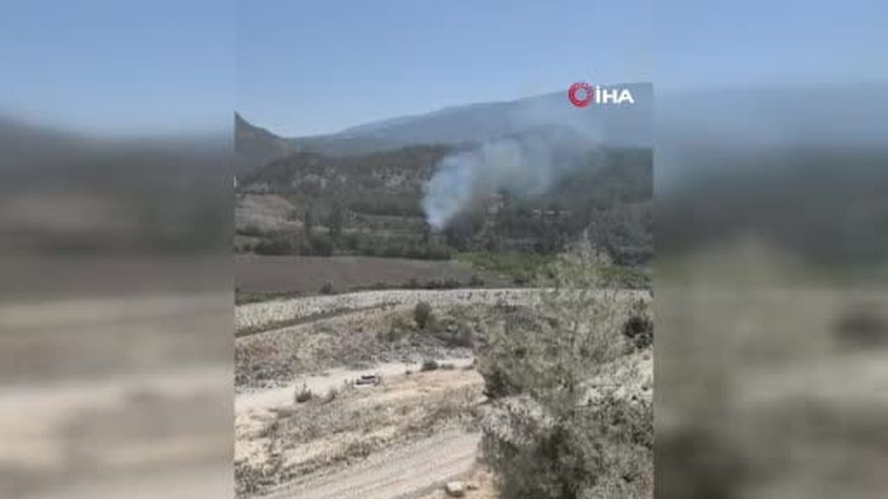 Tren raylarında çıkan yangın büyümeden söndürüldü