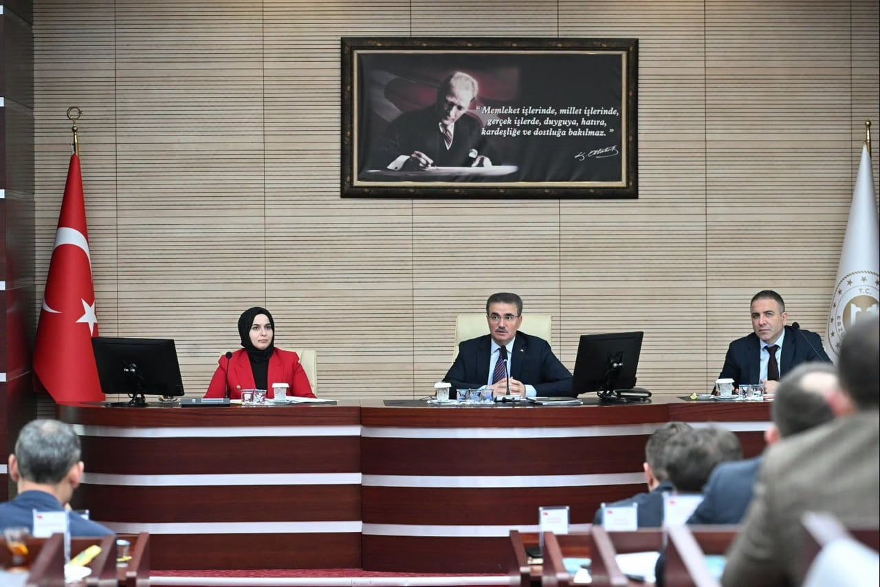ERZURUM’DA VALİ AYDIN BARUŞ BAŞKANLIĞINDA, SOSYAL YARDIMLAŞMA VE DAYANIŞMA VAKIFLARI (SYDV)...