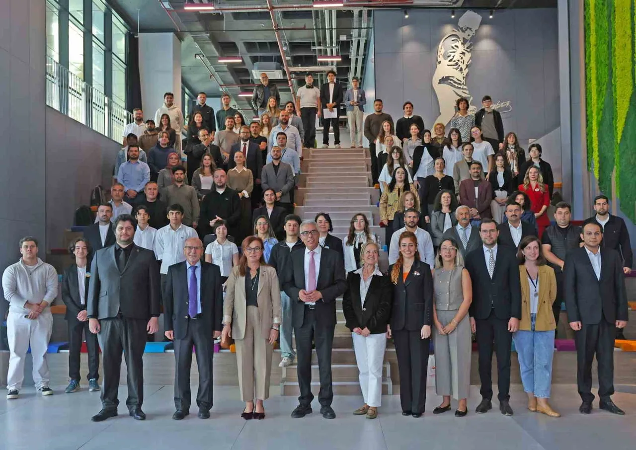 YAŞAR ÜNİVERSİTESİ, WORLD FOOD FORUM (DÜNYA GIDA FORUMU) TÜRKİYE ORGANİZASYONU İLE 16 EKİM DÜNYA...
