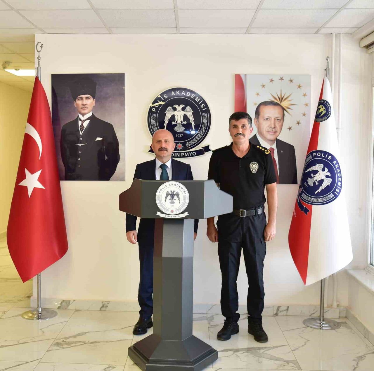 AYDIN VALİSİ DR. OSMAN VAROL, AYDIN POLİS MESLEK YÜKSEKOKULU MÜDÜRÜ HAKAN DEMİR'E İADE-İ ZİYARETTE...