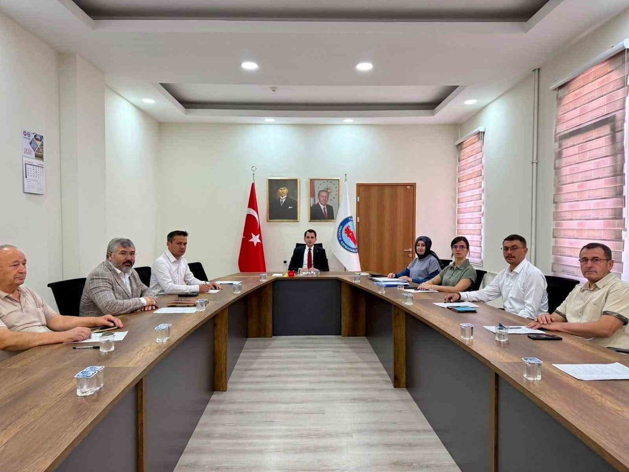HİSARCIK'TA SOSYAL YARDIMLAŞMA VAKFI TOPLANTISI YAPILDI