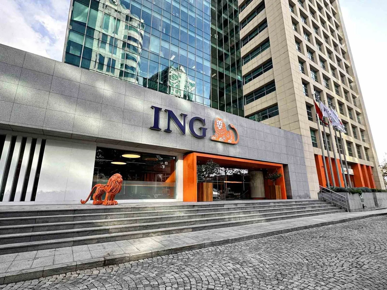 ING TÜRKİYE, FARKLI BANKALARDAKİ İHTİYAÇ KREDİSİ BORÇLARINI TEK BİR ÖDEME PLANINDA TOPLAMAK...