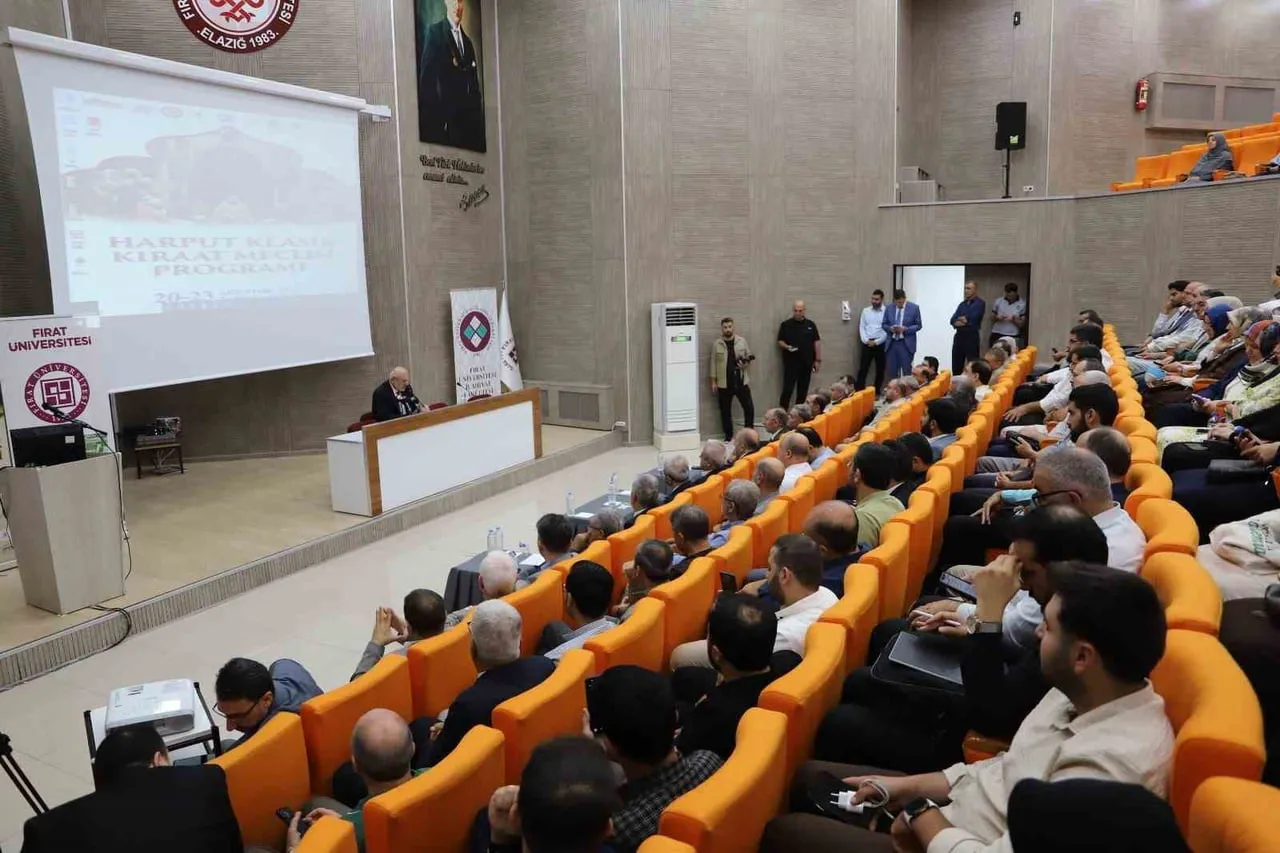 FIRAT ÜNİVERSİTESİNDE HARPUT KLASİK KIRAAT MECLİSİ PROGRAMI