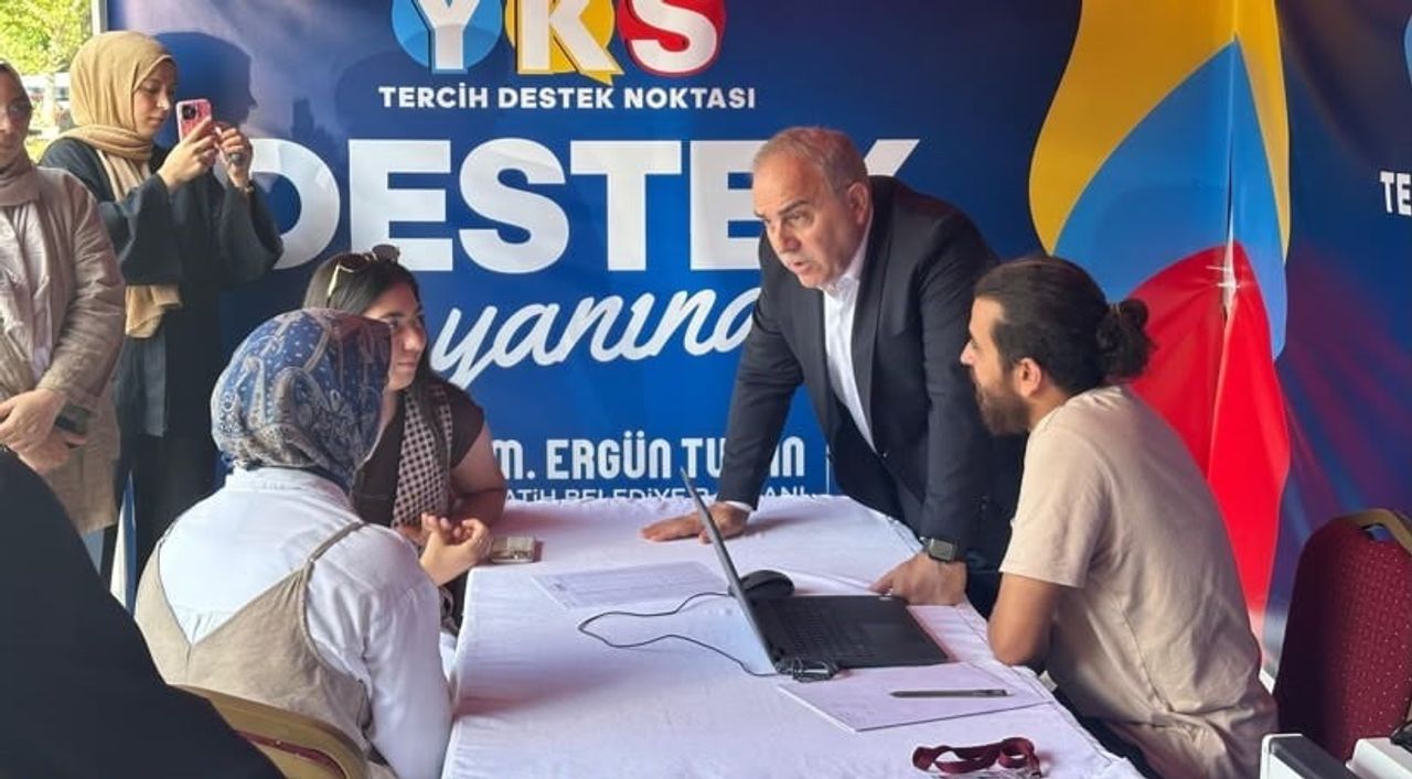 FATİH BELEDİYE BAŞKANI M. ERGÜN TURAN, BELEDİYE OLARAK BU SÜREÇTE ÖĞRENCİLERİN YANINDA OLDUKLARINI...