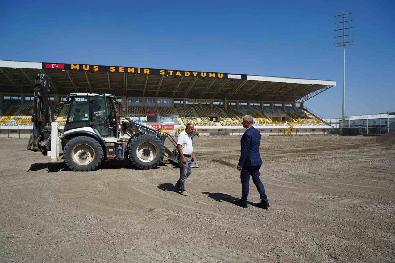 MUŞ ŞEHİR STADI'NDA SÜRDÜRÜLEN YENİLEME ÇALIŞMALARI KAPSAMINDA YAKLAŞIK 59 MİLYON LİRALIK YATIRIM...