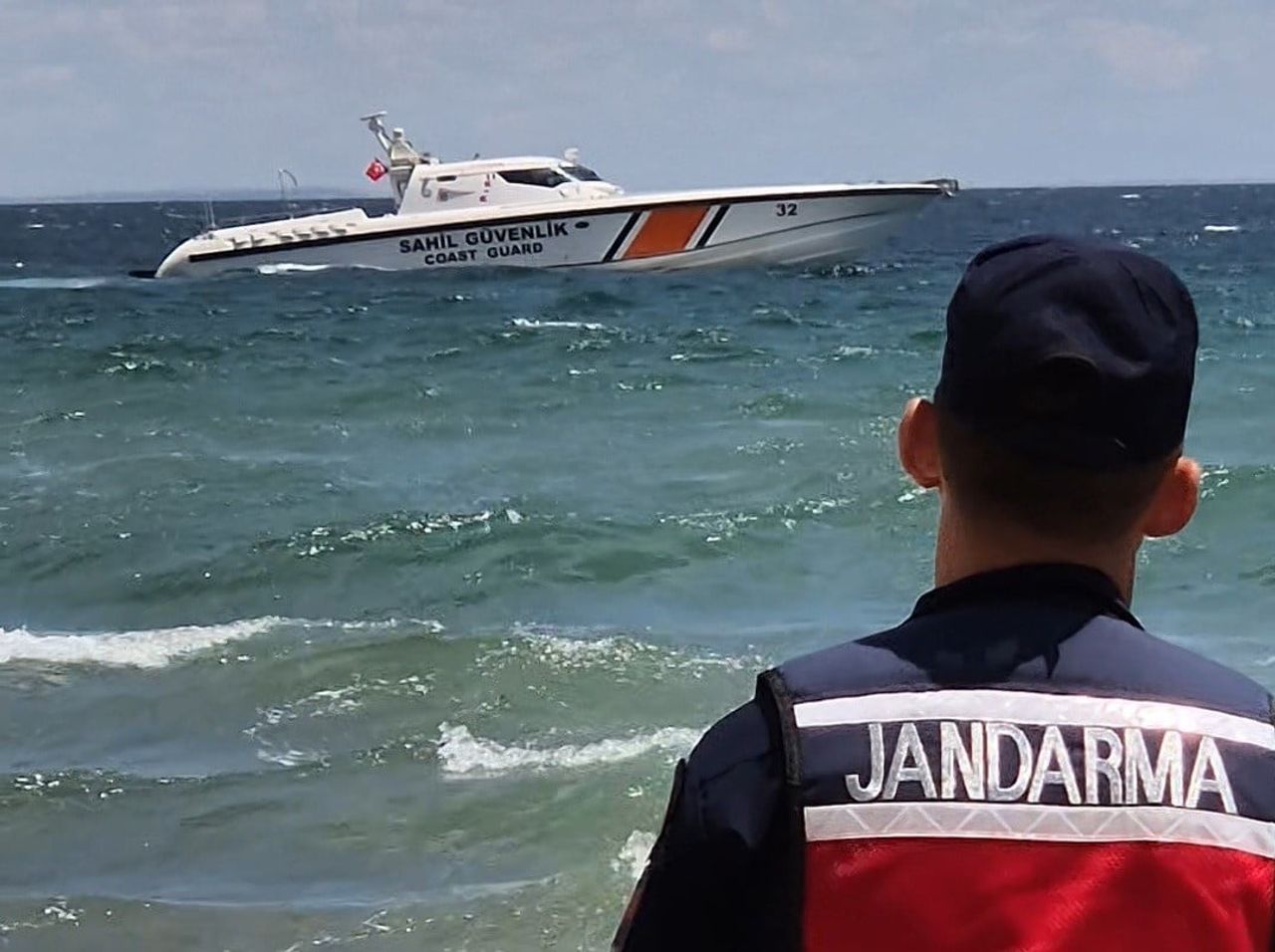 TEKİRDAĞ'DA OLUMSUZ HAVA VE DENİZ KOŞULLARI NEDENİYLE SÜLEYMANPAŞA, MARMARAEREĞLİSİ VE SARAY...