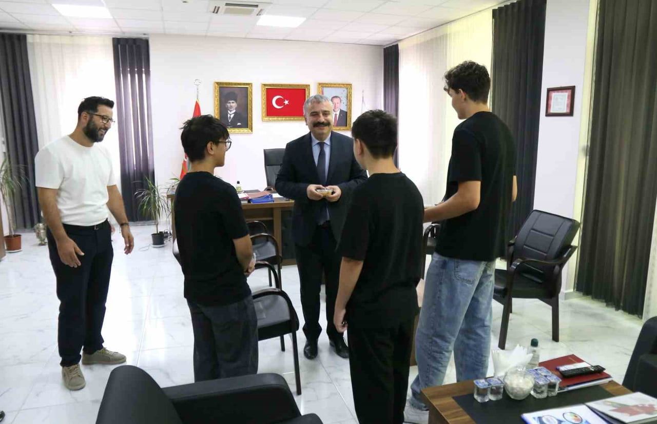AİLE VE SOSYAL HİZMETLERE BAĞLI ÇOCUK EVLERİ SİTESİ BÜNYESİNDE KORUMA VE BAKIM ALTINDA BULUNAN...