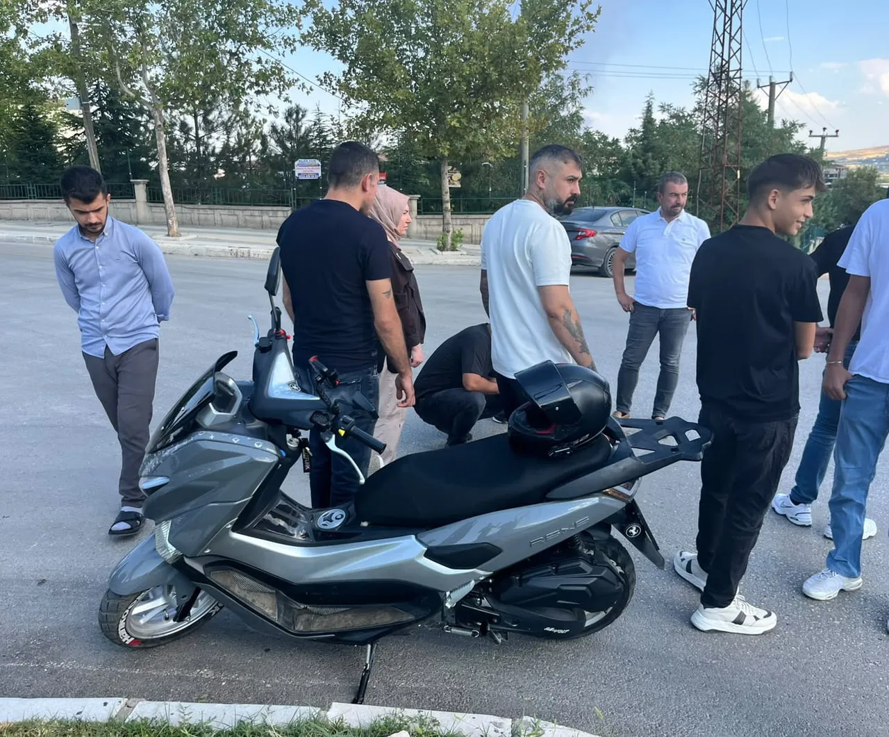 ELAZIĞ’DA OTOMOBİL İLE MOTOSİKLET ÇARPIŞTI. KAZADA 1 KİŞİ YARALANDI.