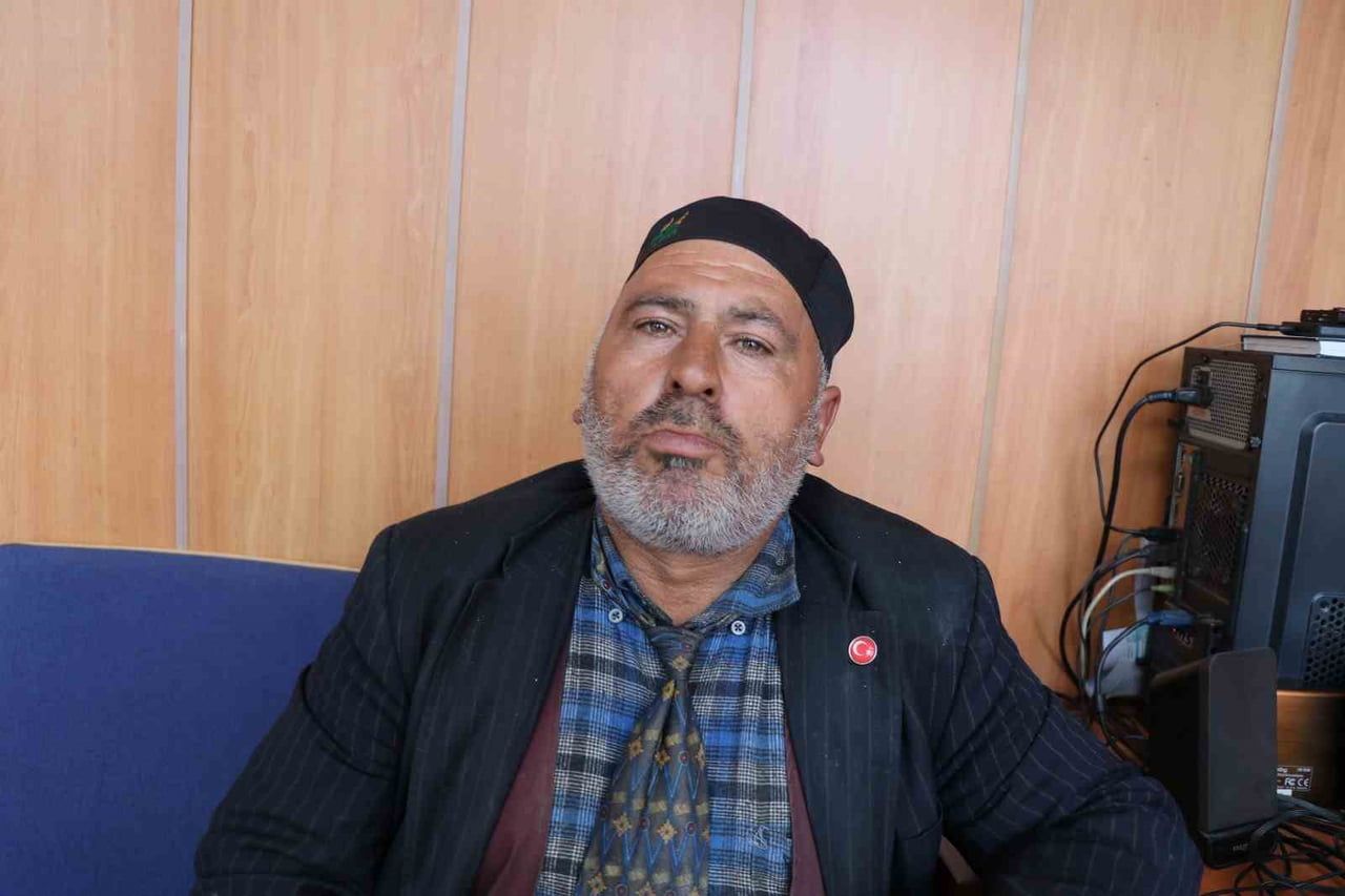 ERZURUM’UN OLTU İLÇESİNDE YAŞAYAN YUNUS TAŞKIN (51), GÜNLÜK YAŞAMI VE ESNAF ZİYARETLERİYLE...