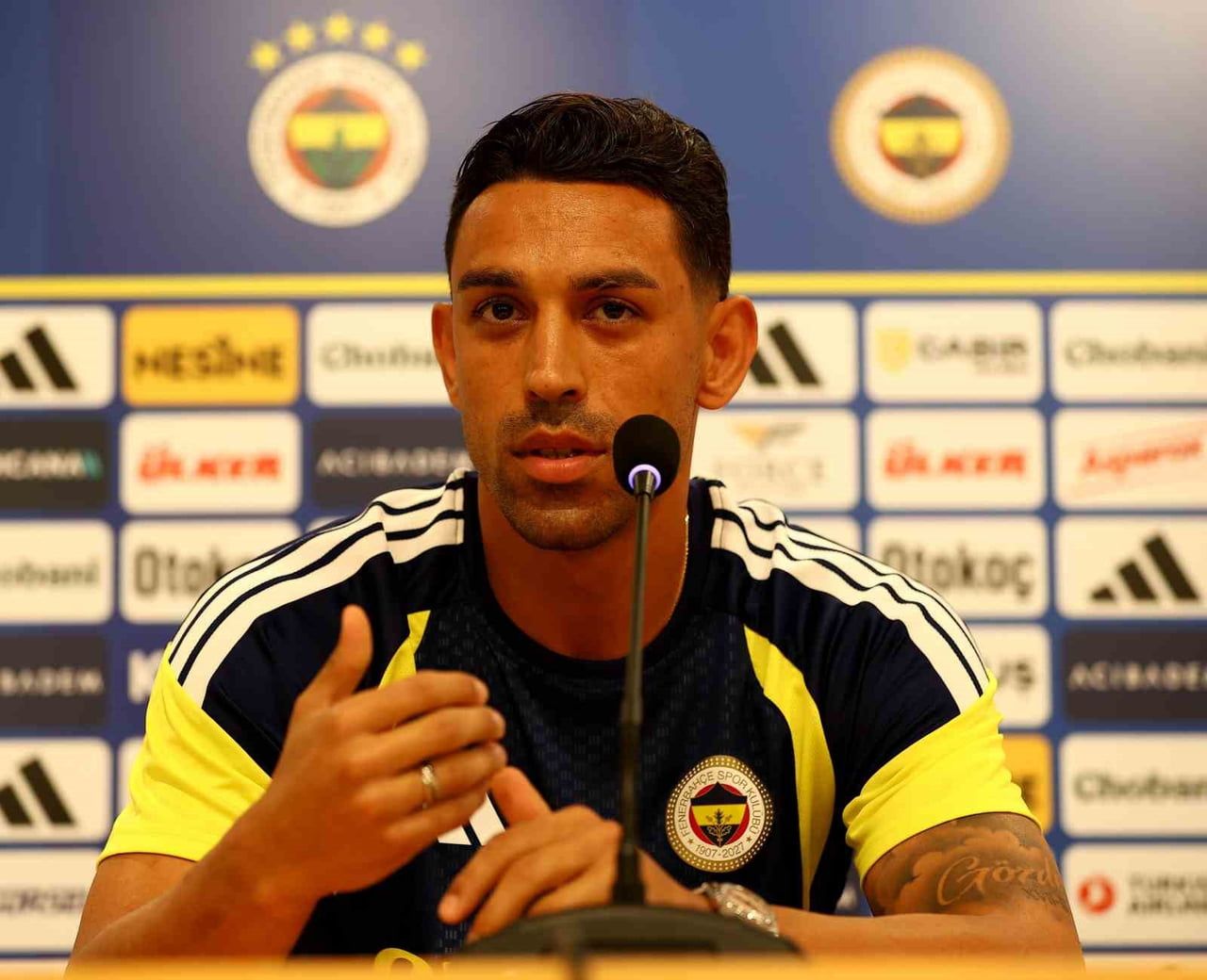 FENERBAHÇE’NİN MİLLİ FUTBOLCUSU İRFAN CAN KAHVECİ, "İNŞALLAH YARIN UZUN SÜREN ŞAMPİYONLAR LİGİ...