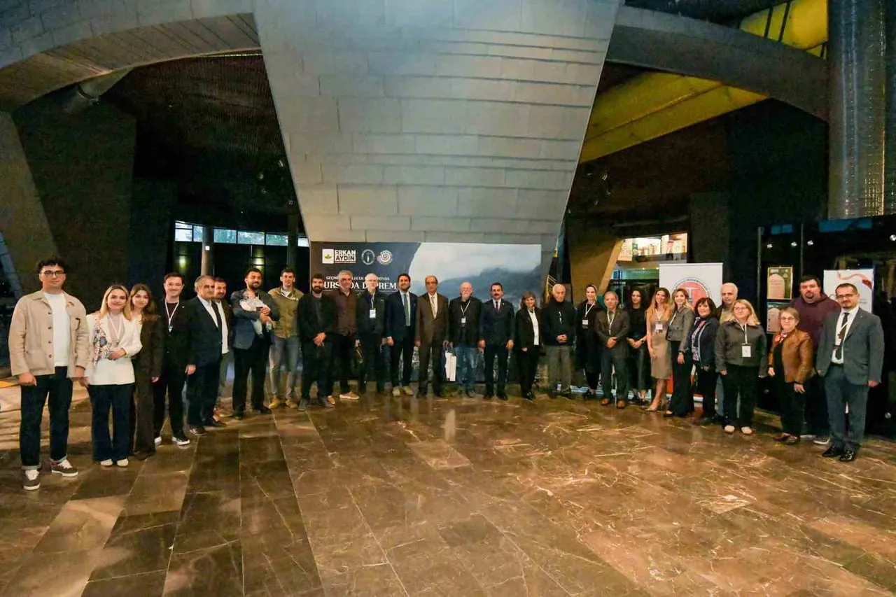 OSMANGAZİ BELEDİYESİ, BURSA’NIN FETHİNİN 700. YILI ETKİNLİKLERİ KAPSAMINDA DÜZENLEDİĞİ "GEÇMİŞ VE...